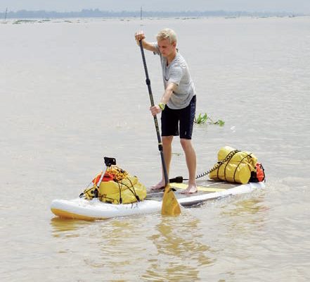 Stand up paddling