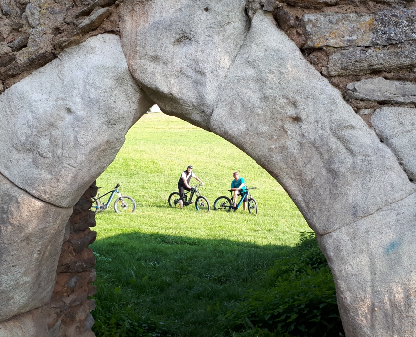 Kapellenruine in Pfofeld, E-Biketour